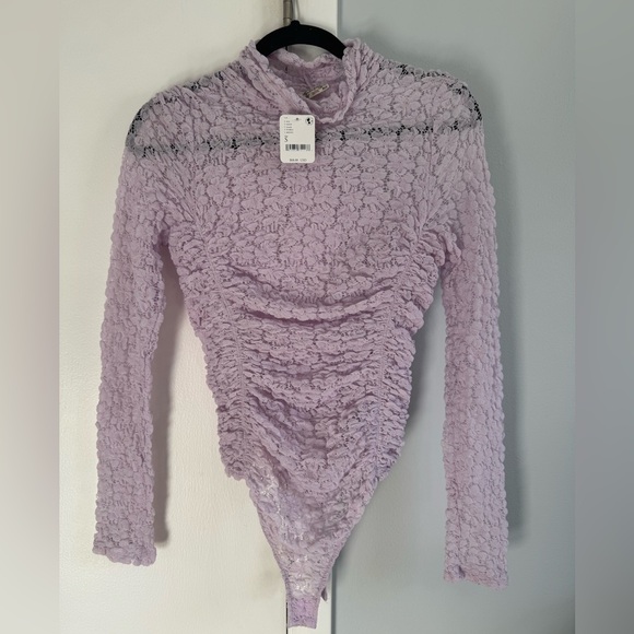 Free people. Lavender Lace Long Sleeve Bodysuit. Size small - Picture 6 of 8
